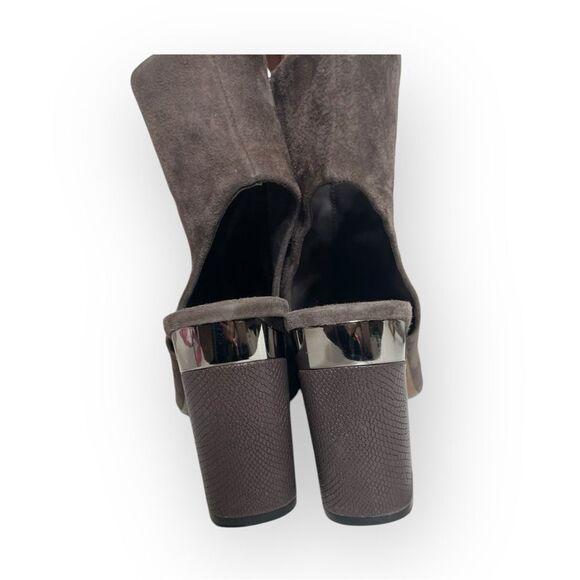 VINCE Fenmore Suede Peep Toe Booties Brown Suede Women's Ankle Boots Heels 9 - Picture 3 of 6